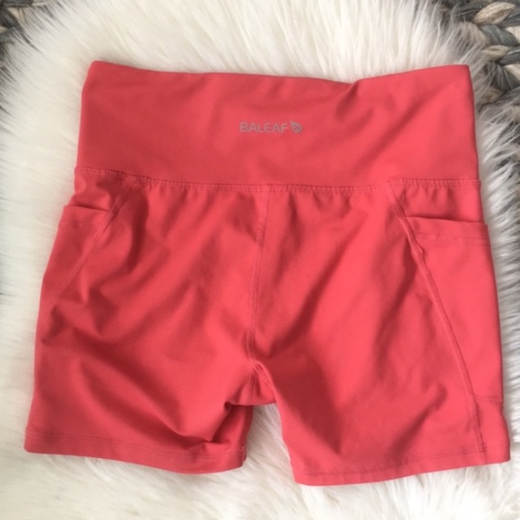 Baleaf Coral Pink 4" Inseam Women's Athletic Biker Gym Shorts S - Picture 2 of 2